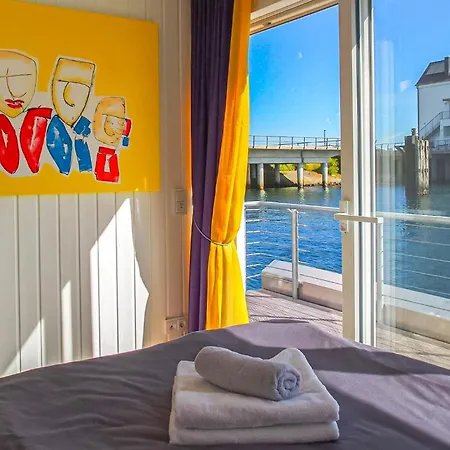 Botel Art Emotion Olpenitz